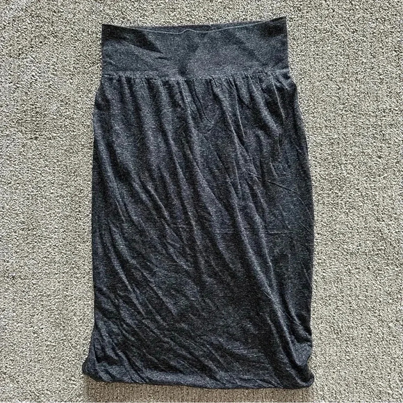 Lululemon Boulevard Bliss Skirt Heathered Gray Size 4 - Picture 2 of 10
